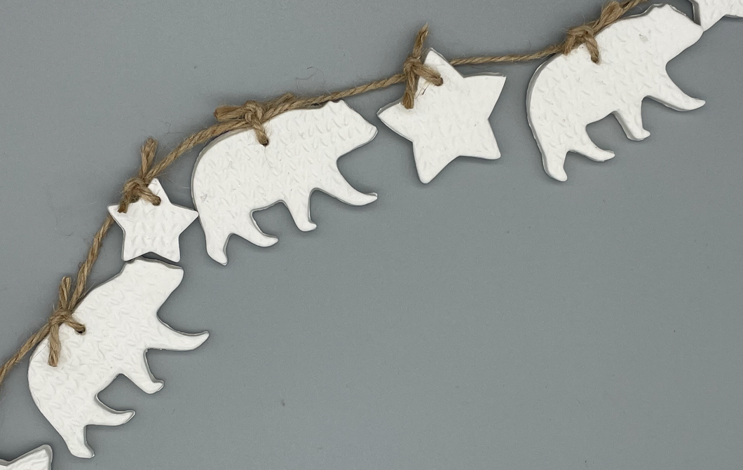 Bears in the woods garland