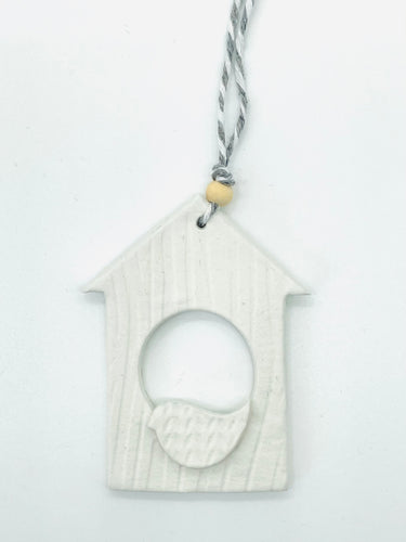 Woodgrain Bird house